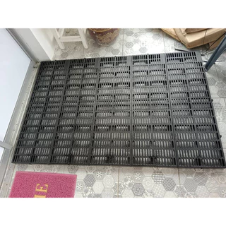 LittleTree สแลทพลาสติก รุ่นใหม่ 30x100x5 ซม. แผ่นปูพื้นกันลื่น แผ่นรองกรงสัตว์ ระบายน้ำดี รับน้ำหนักสูงสุด 300 กก.
