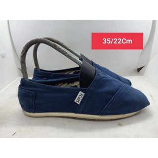 Toms Size 35 ยาว 22 รองเท้ามือสอง เด็กเล็ก เด็กโต ผู้หญิงเท้าเล็ก  ผ้าใบ  แฟชั่น ลำลอง เที่ยว