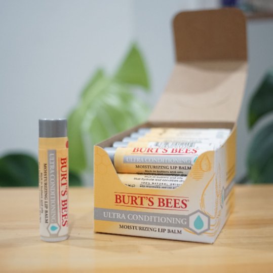 Exp. 1/2026 BURT‘S BEES Ultra Conditioning Lip Balm