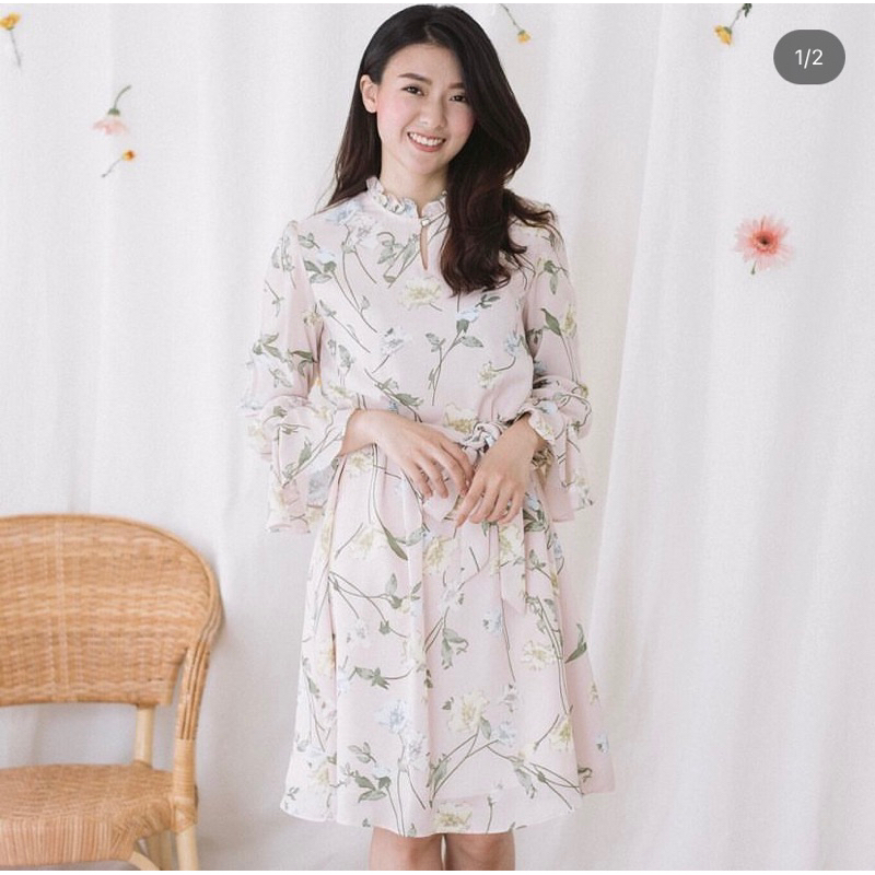 Blooming holiday sugar dress (size s & m)