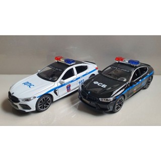 โมเดลรถเหล็ก BMW M8 ตำรวจ 1:24 มีเสียงมีไฟ เปิดประตูได้ ยาวประมาณ 20-21cm