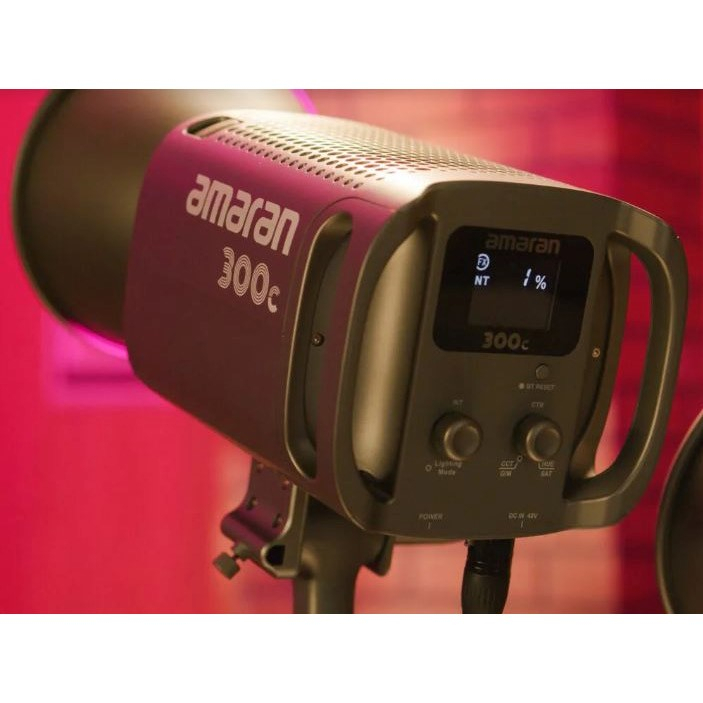 Aputure amaran 300c ไฟสตูดิโอ 300W RGBWW Full-Color Bowens Mount LED 19,389 Lumens ปรับตั้งค่าผ่านสมาร์ทโฟนได้