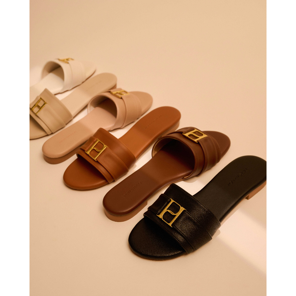 PETCHPLOYSHOES MARSEILLE SANDALS รองเท้าแตะรุ่นขายดี ที่สวย เรียบหรู ออกแบบมาให้สวมใส่ง่าย แต่ยังดูสุภาพ นุ่ม ถนอมเท้า