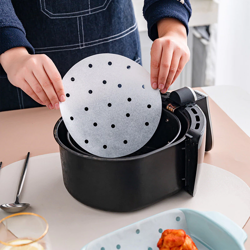 พร้อมจัดส่ง🚛 กระดาษรองหม้อทอด กระดาษรองอบ 100ชิ้น สีขาว กลม สี่เหลี่ยม Airfryer Baking Paper H-A-3 thumbnail 4