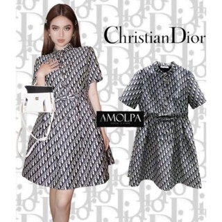 DRESS CHRISTIAN DIOR ผ้าเกรดอย่างดี เนื้อผ้ามี TEXTURE ในตัวเอง ผ้าทอลาย CHRISTIAN DIOR  งานสวยม๊ากกกก  งานไฮเอน