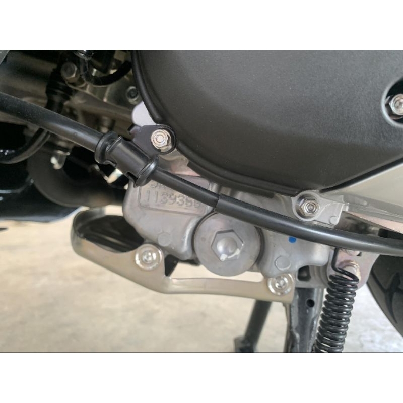 น็อตแคร้งกันล่าง Honda Lead 4vv