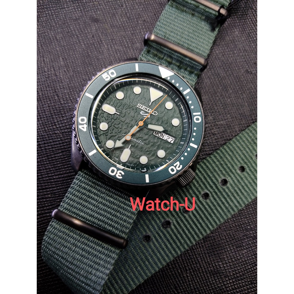 นาฬิกาผู้ชาย SEIKO Automatic new logo รุ่น SRPD77K1 SRPD77K SRPD77 หน้าปัดสีเขียว ตัวเรือนรมดำ