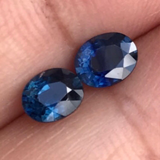 Pair 2pcs/0.87ct พลอยไพลิน มาดากัสการ์ เผาเก่า VS Oval Green-Blue Sapphire Madagascar, Heated