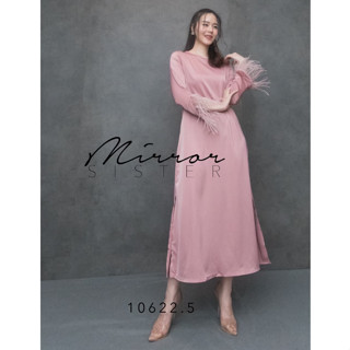 🔖ป้าย MirrorSister 10622.5 เดรส ทรงเบสิค สวยหรู ปลายแขนแต่งขนนก ซิปหลัง ใส่สบาย FuRLA FeaTHeR Dress เดรสออกงาน เดรสไปงาน