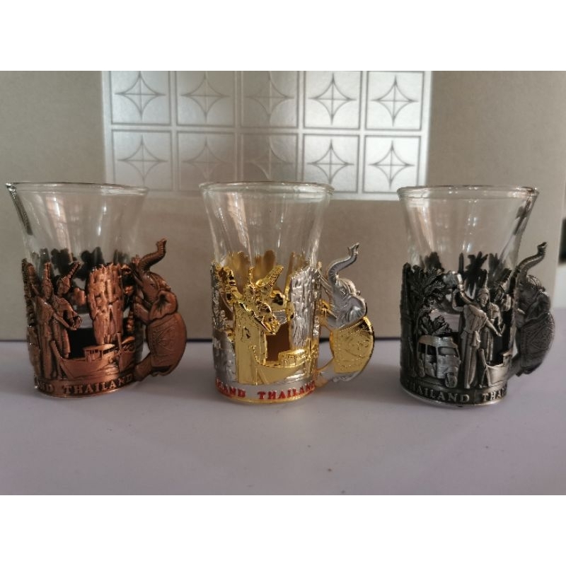 เเก้วช็อต​ เเก้วที่ระลึกไทย​ของฝากชาวต่างชาติ