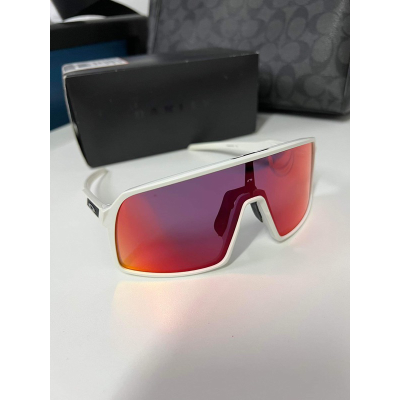 ส่งต่อแว่น oakley sutro a สีขาว เลนส์ prizm #แว่นตาoakley