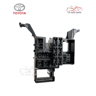 กล่องฟิวส์ แท้ โตโยต้า ไฮลักซ์ ฮีโร่ Toyota Hilux Hero LN56 LN50 2L Fuse housing