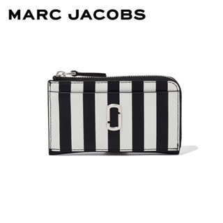 MARC JACOBS THE STRIPED J MARC TOP ZIP MULTI WALLET 2P3SMP093S01 กระเป๋าสตางค์