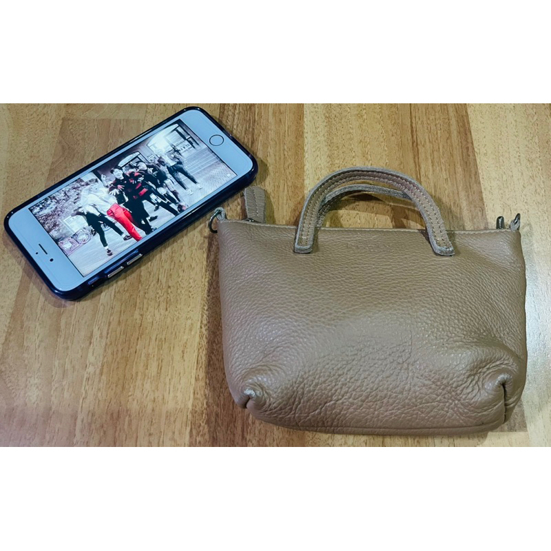 กระเป๋าหนังแท้ Rooty