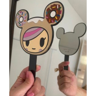 กระจก Bobbi Brown  Tokidoki  Dountella Mirror