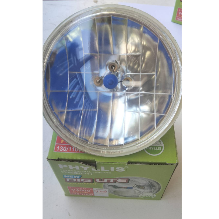ไฟหน้ารถยนต์กลมเล็ก 3ขา 5นิ้ว โคมไฟหน้า รถยนต์ กลม 12V. หลอดฮาโลเจนในตัว ยี้ก้อPHYLLIS