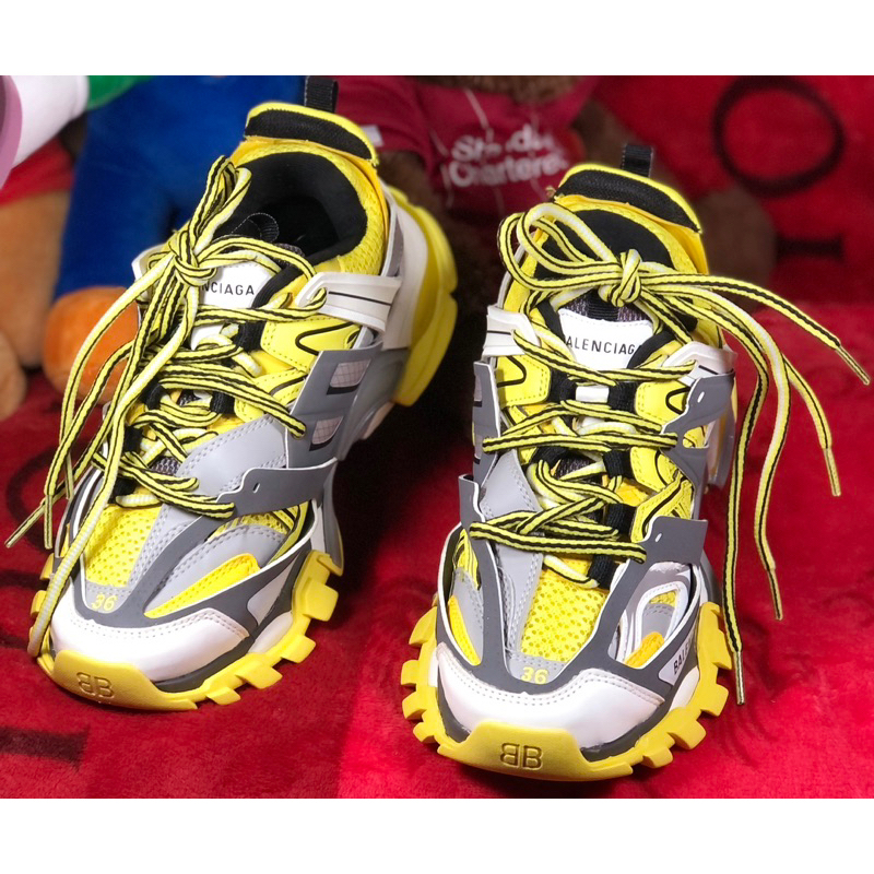 รองเท้าผ้าใบ Balenciaga Track Trainer Yellow Grey size 36 มือ2 แท้⛸️