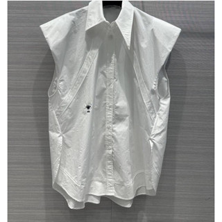 CHRISTIAN DIOR SLEEVELESS SILK BLOUSE WITH PLASTRON เสื้อกล้ามเชิ้ตคอปกแขนสั้น แบรนด์คริสเตียนดิออร์