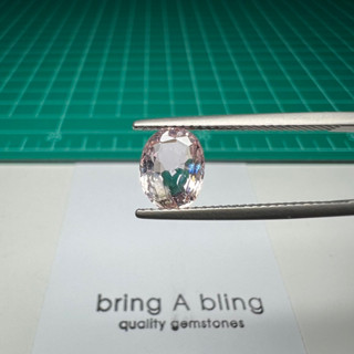 พลอย สปิเนล พม่า (Burma spinel) น้ำหนัก 2.30 ct (8.5x6.7x4.4mm) พลอยสวย มีตำหนิตามธรรมชาติไฟดี