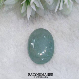 หยกพม่าแท้( Jadeite type A ) ขนาดพลอยประมาณ กว้าง 14 มิล x ยาว 20 มิล x หนา 5 มิล สอบถามทางข้อความได้ค่ะ