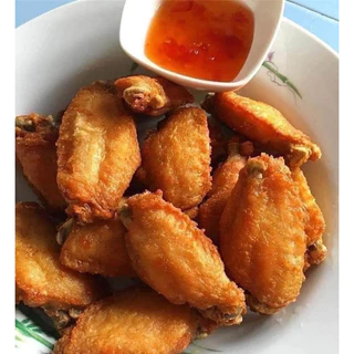 ปีกกลางแช่น้ำปลา 1Kg.🐔🔥 พร้อมส่ง 🚛เหมาค่าส่ง ฟรีกล่องโฟม!! ทุกจังหวัดทั่วไทย🎉 ปีกไก่ทอด ปีกไก่ทอดน้ำปลา
