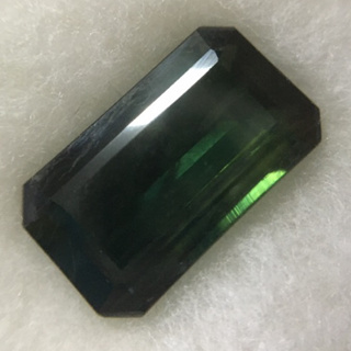 GREEN SAPPHIRE เขียวส่องแท้ 3.2 กะรัต พลอยสวย ธรรมชาติ ไซส์หัวแหวน กำลังสวย