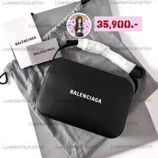 👜: New!! Balenciaga Camera Size S Bag‼️ก่อนกดสั่งรบกวนทักมาเช็คสต๊อคก่อนนะคะ‼️