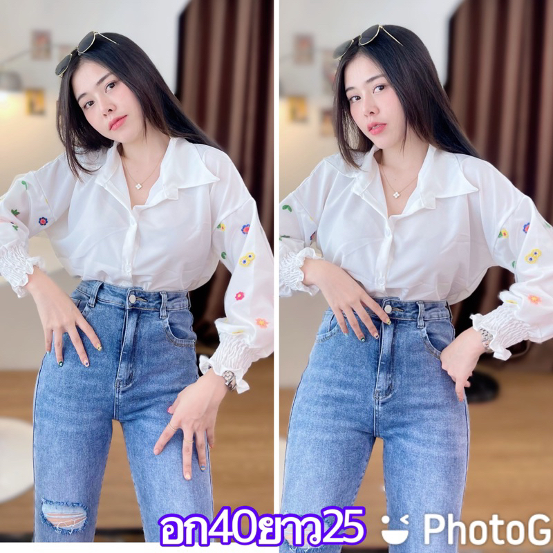 เสื้อเชิ้ตผ้าพื้นขาวไหมอิตาลีแต่งแขนมุ้งลายดอกปลายแขนจั้มสม็อคอก42ยาว25