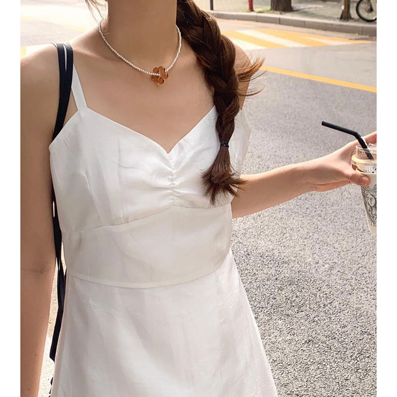 madillo carnelian necklac สร้อยคอขาวจี้ดอกไม้สุดน่ารัก
