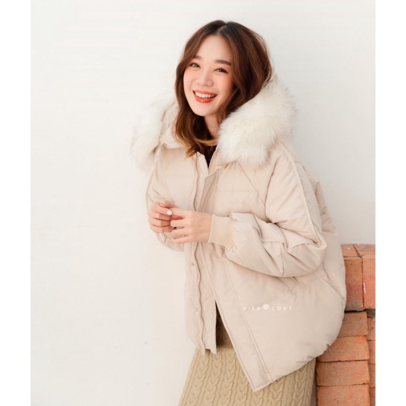 Bomber korea jacket จากร้าน visa coat มือ 2 สีเบจ