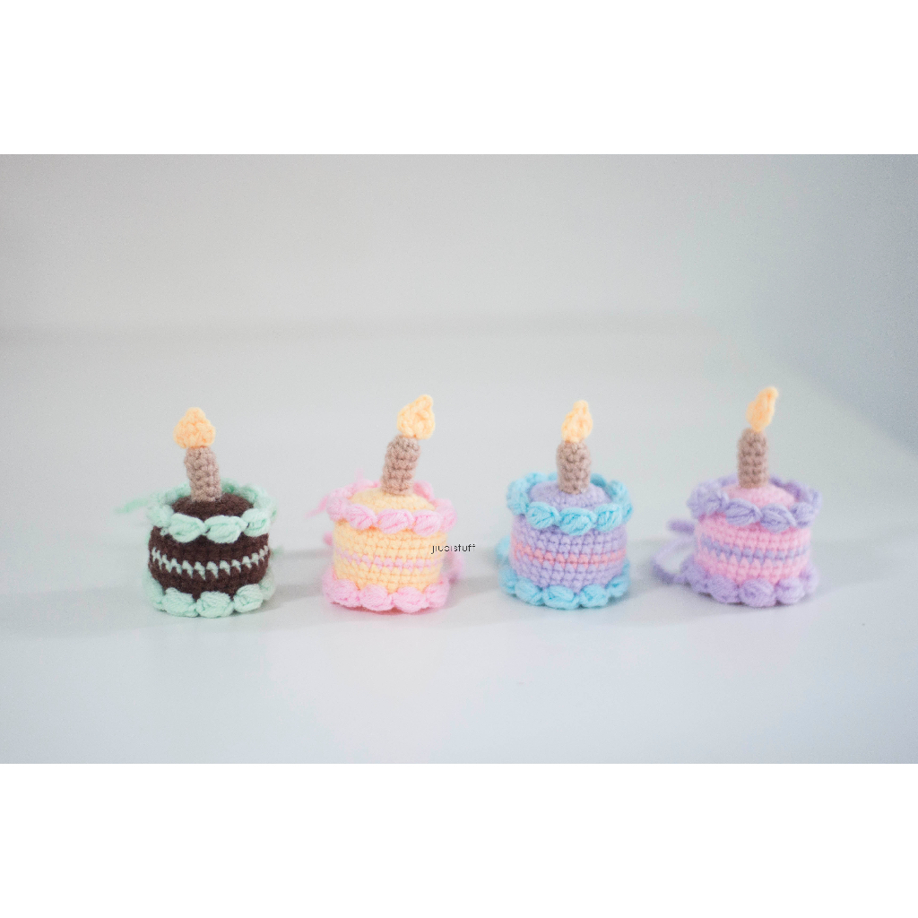 ชุดตุ๊กตา Birthday Cake Hat 10cm