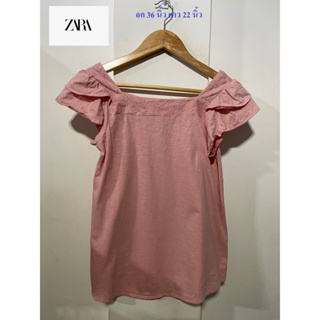 เสื้อผู้หญิง ZARA  อก 36 นิ้ว ยาว 22 นิ้ว สภาพดี ไม่มีตำหนิ  สีสด