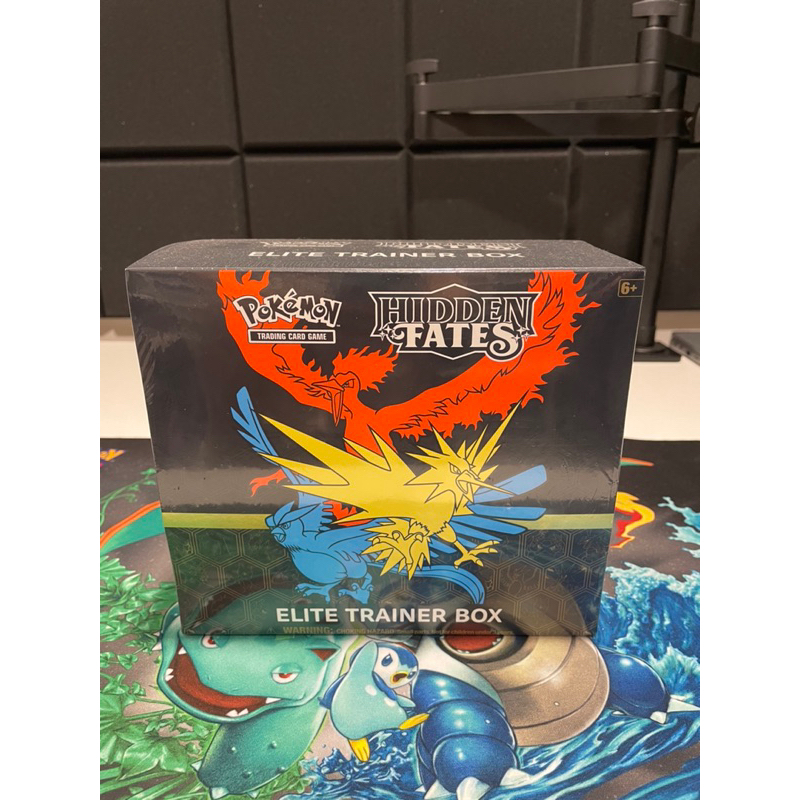 (พร้อมส่ง/แท้100%) Hidden Fates Elite Trainer Box [English Sealed] - Pokemon Card - โปเกม่อนการ์ด ภาษาอังกฤษ