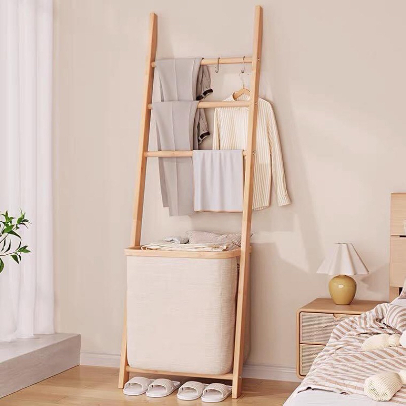 (พร้อมส่ง)Cozybrown ราวแขวนผ้าพิงผนังพร้อมตะกร้าผ้า