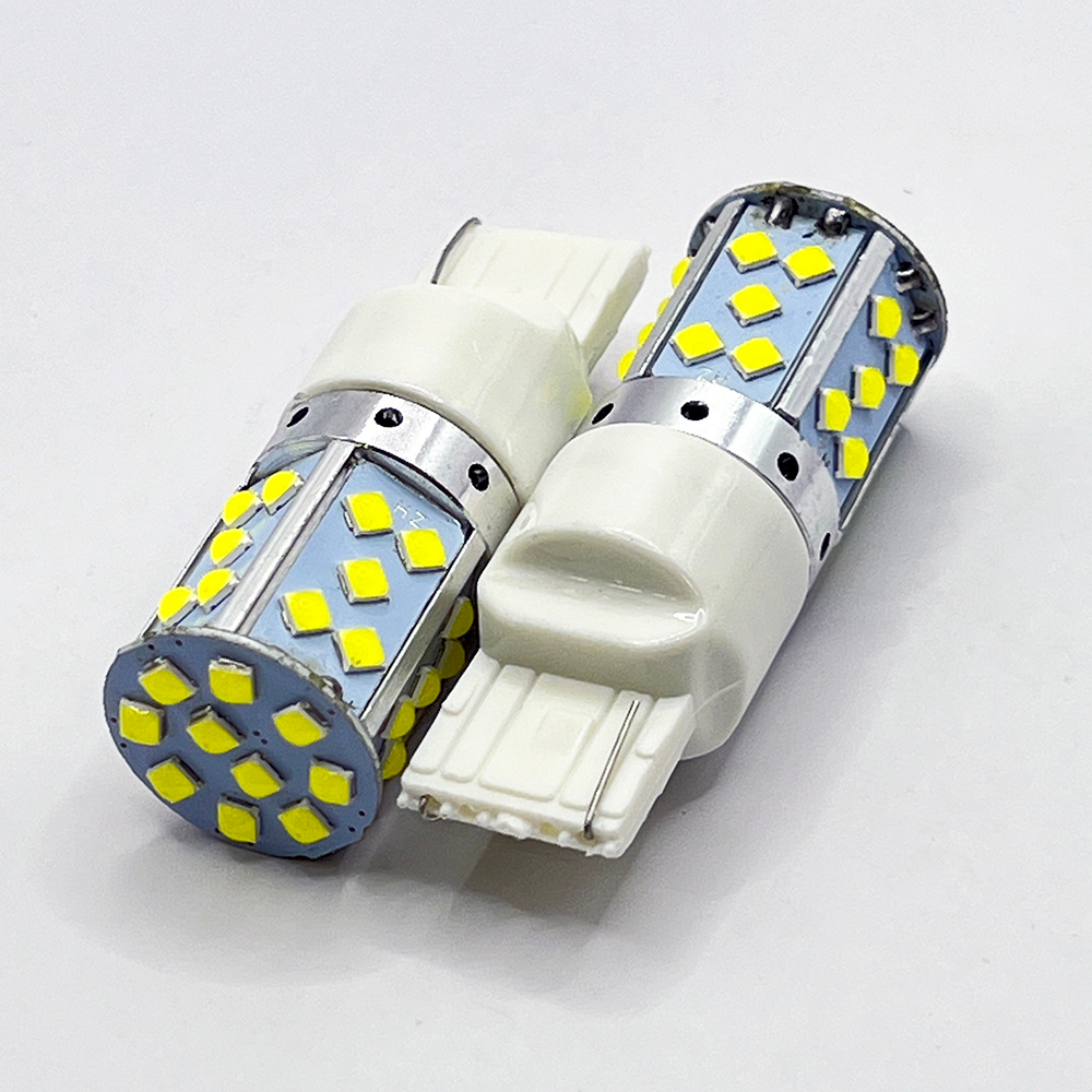 ไฟถอย LED T20 7440 35 ชิพ SMD 3030 Convex 3D ชิพนูน รุ่นใหม่ สว่างกว่า (สีขาว) 2 หลอด W21W - รูปที่ 2