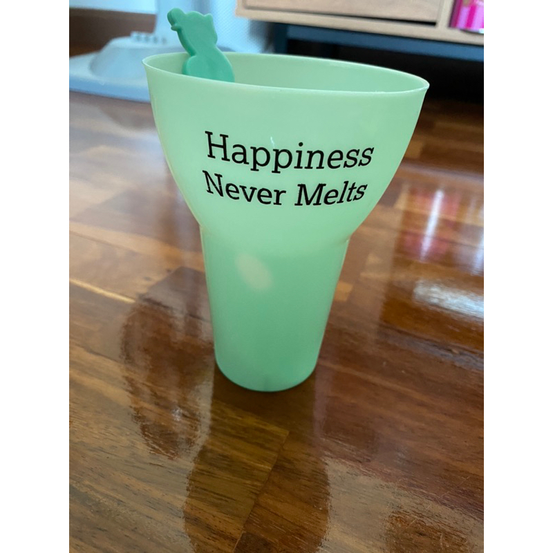 Swensen’s ถ้วยไอศกรีมซันเดเปลี่ยนสีได้พร้อมช้อน สีเขียว ของใหม่พร้อมส่ง