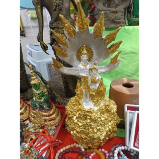 ปู่ย่ารุ่นปลดหนี้มีทรัพย์สินเงินทองไม่ขาดสาย