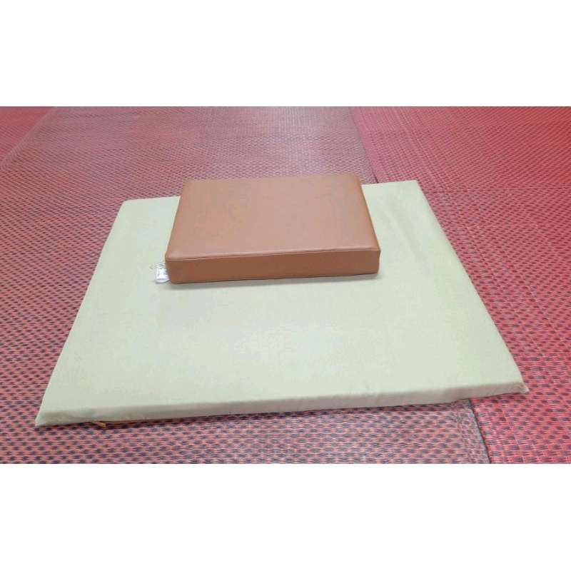 เบาะรองนั่ง เบาะเสริม หุ้มหนังพีวีซี  ขนาด25×30ซม.,25×40ซม.นั่งสบายไม่เมื่อยเท้า ราคา ถูกที่สุด ดีลบีเคเค