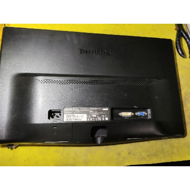 จอคอมพิวเตอร์มือสองราคาถูก 20"นิ้ว ยี่ห้อ FHILIPS ไม่มีขาตั้ง