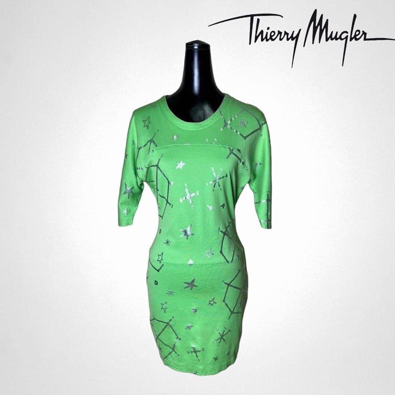 ❤️Thierry Mugler เดรสคอกลม แขนสั้น