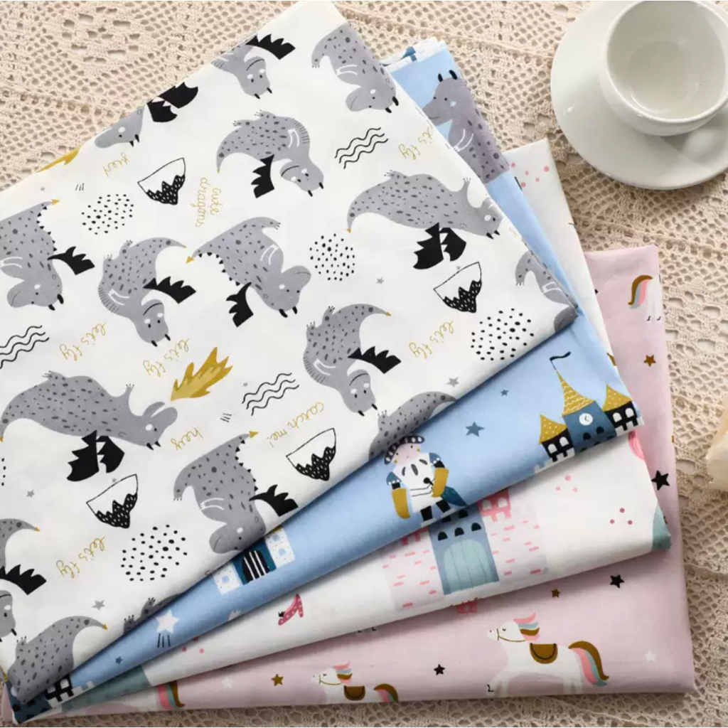 ผ้าคอทตอล Cotton100% ผ้าเมตร หน้ากว้าง160 cm. นำเข้าเนื้อดีนุ่มลื่นลายการ์ตูนน่ารักสีไม่ตกสำหรับ DIY