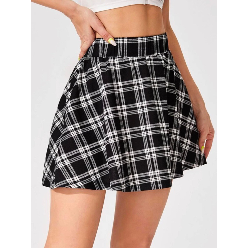 Clockhouse C&A checkered skirt เอวสม็อค ยืดหยุ่น