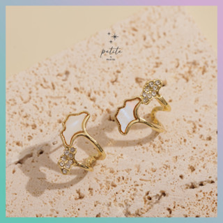 [Petite by PRAKYRE] Ginkgo Enamel Earring - ต่างหูรูปใบไม้กิงโกะแบบติดหู ตกแต่งด้วยเพชรและการทำสี หรูหรา ใส่ได้หลายโอกาส