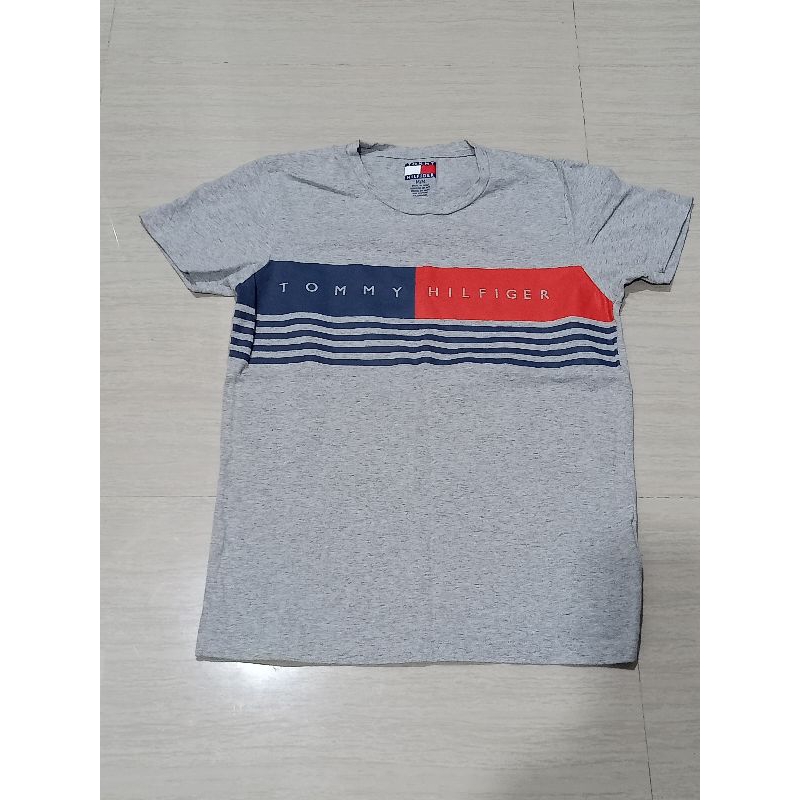 เสื้อยืด Tommy Hilfiger size m แท้