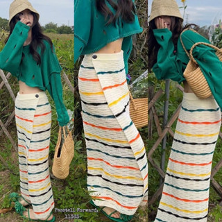 🇰🇷New🇰🇷  มาละค้า 〰️ Korea rainbow knitted skirt กระโปรงยาวผ้านิตลายทางสีสัน ลายสวยเลยค่า ขอบเอวแต่งกระดุมดำ