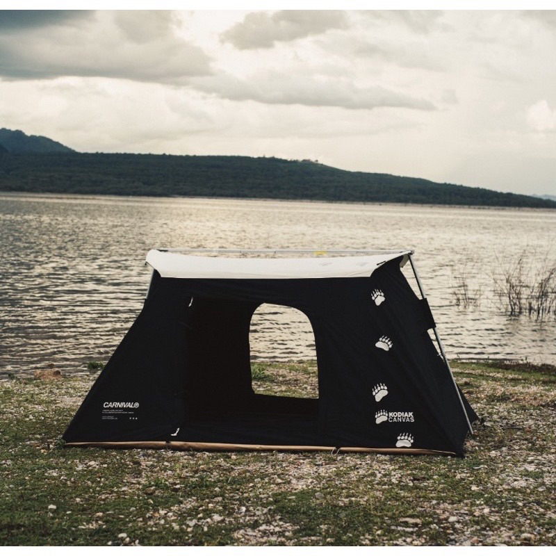 Kodiak Canvas x CARNIVAL ขนาด 8.5x6 ft. Flex-Bow VX Canvas Tent