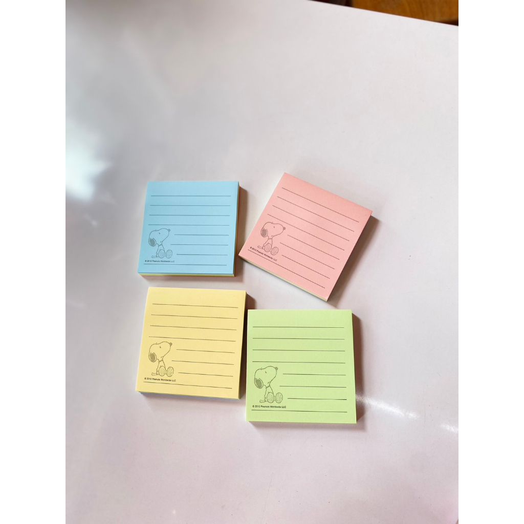 โพสอิท MG Snooppy ลิขิทธฺ์ แท้ 4ชิ้น 1เล่มมี 80 แผ่น