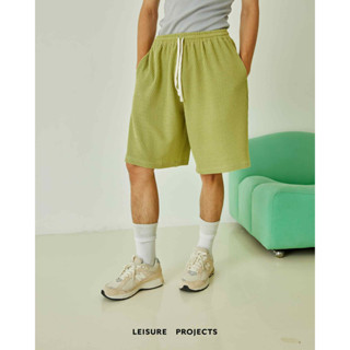 (LEISURE PROJECTS) SOFTKNIT STRIPE BAGGY SHORT กางเกงขาสั้นทรงbaggy ขายาวเลยเข่า เอวยางยืด ผ้านิตติ้งเเบบบาง