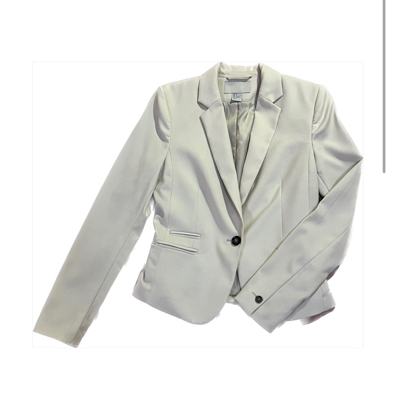 H&M lady suit EUR34 size 160/80A color: Beige ครีม