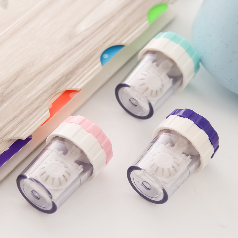 HomeDee ที่ล้างคอนแทคเลนส์แบบมือหมุน ที่ทำความสะอาดคอนแทคเลนส์ (คละสี)